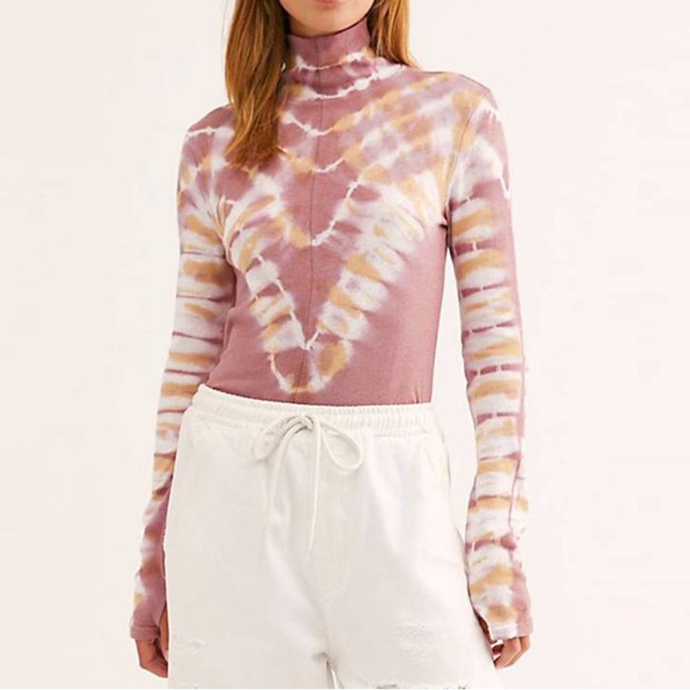 NWT We The Free Medium Moody Blossom Tie Dye Turtleneck Pullover
